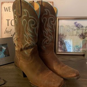 Shyanne Leather Boots